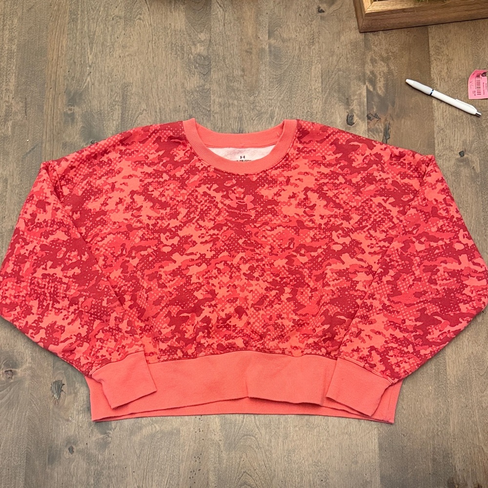 Under Armour Red Coral Camo Crop Sweatshirt